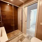 La * فوينخيرولا